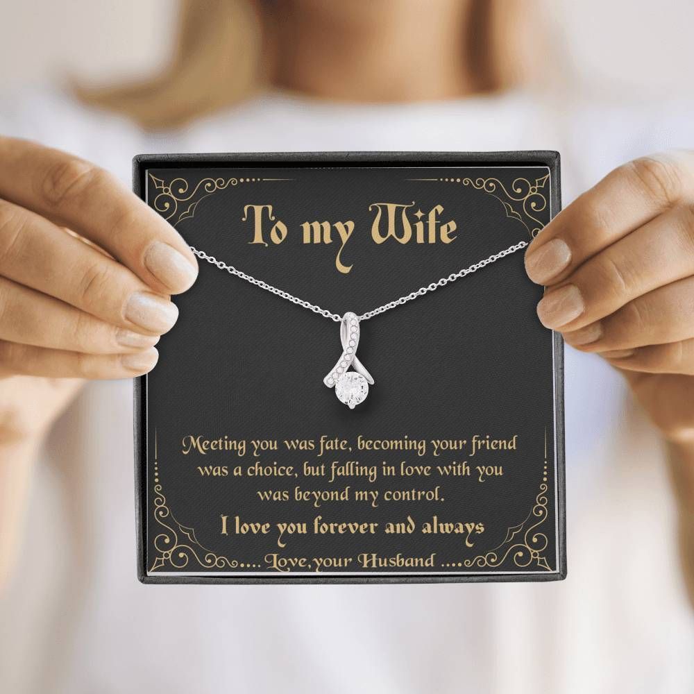 Becoming Your Friend Was A Choice Alluring Beauty Necklace Gift For Wife