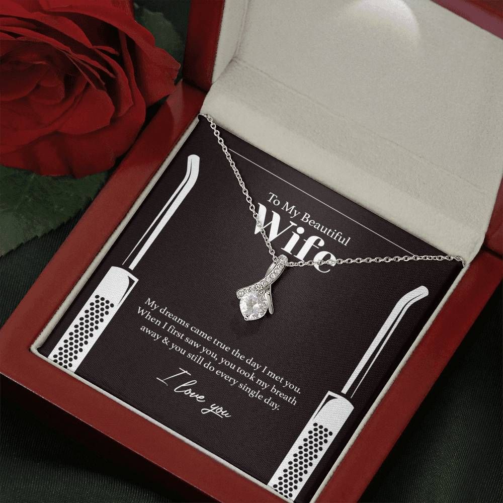 My Dreams Came True  Alluring Beauty Necklace For Wife