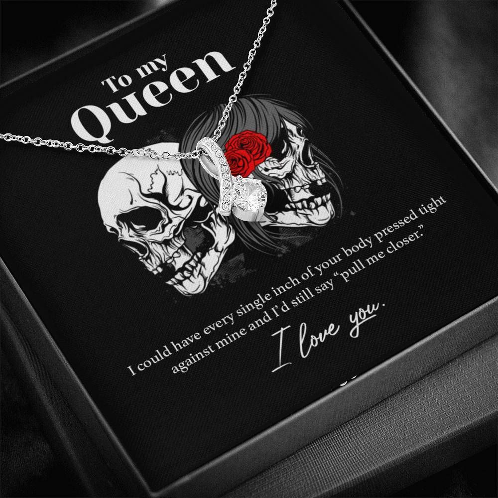 Pull Me Closer Alluring Beauty Necklace For Queen