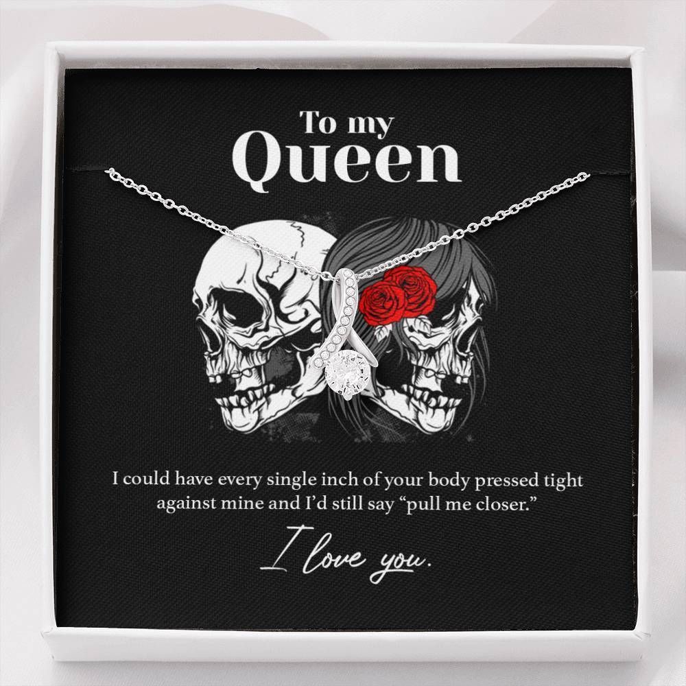 Pull Me Closer   Alluring Beauty Necklace For Queen